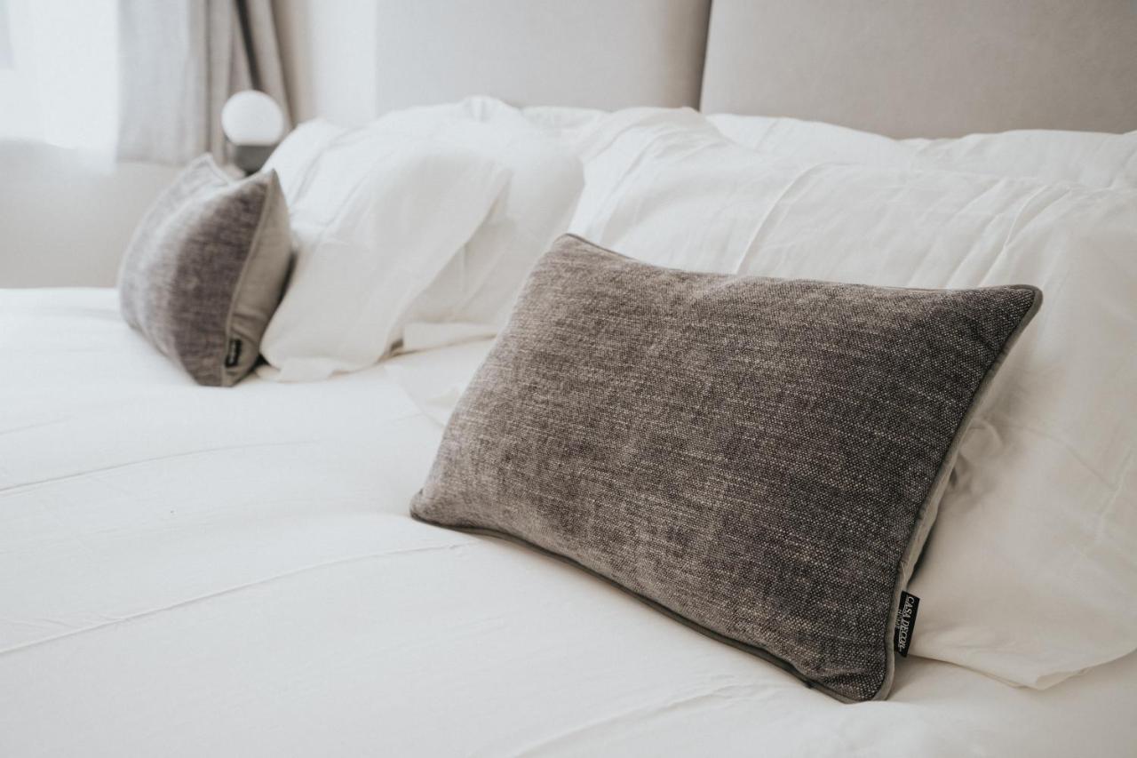 Lovely Modern 2 Bed City Centre Apartment With Free Parking - Double Or Twin Beds Available 伍尔弗汉普顿 外观 照片